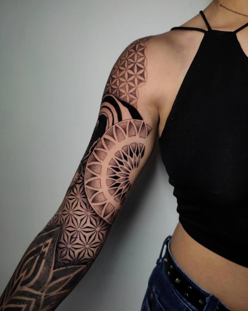 La Black Mamba. Peachland Okanagan Studio