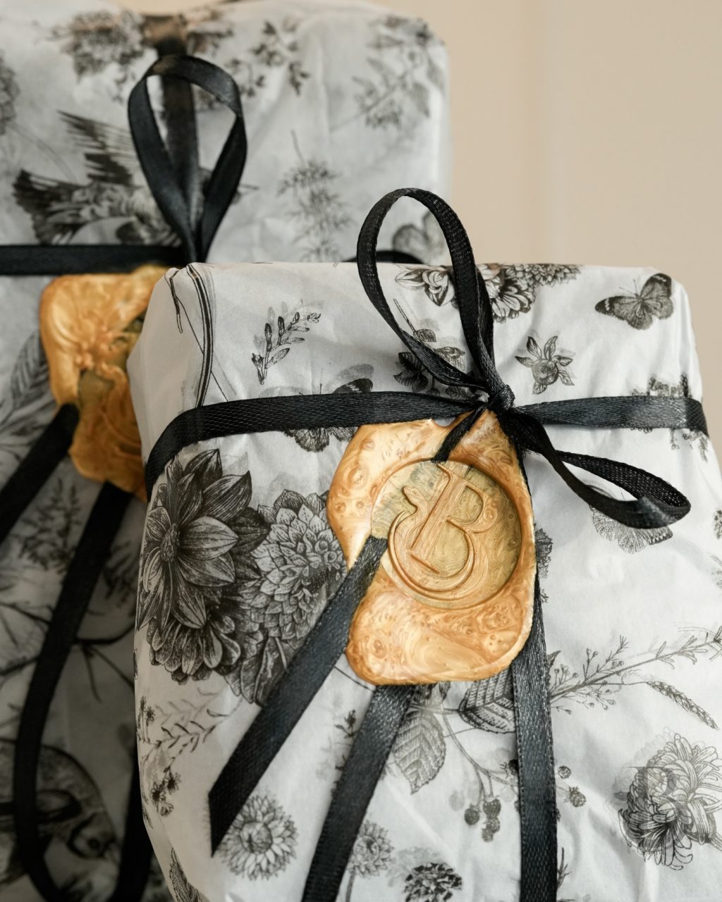 Instagram post from lablackmambatattoostudio. This post is in position 2.